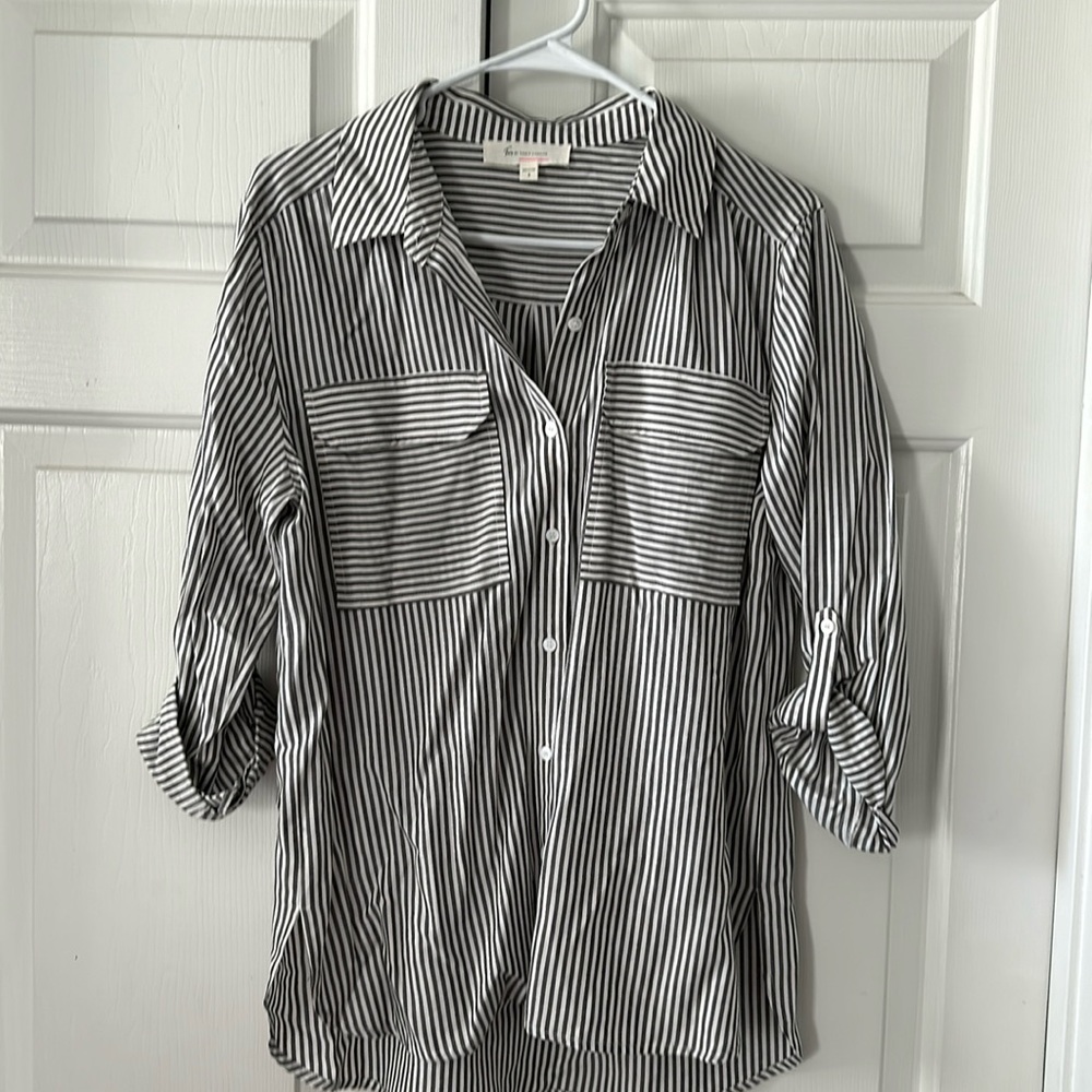 Vince Camuto blouse. New condition